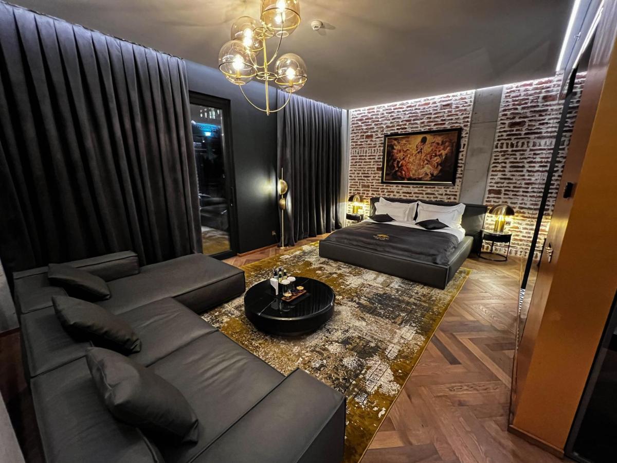 Hotel Mandarin Club House Batumi Esterno foto