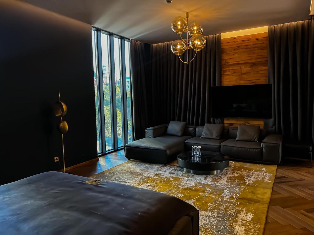 Hotel Mandarin Club House Batumi Esterno foto