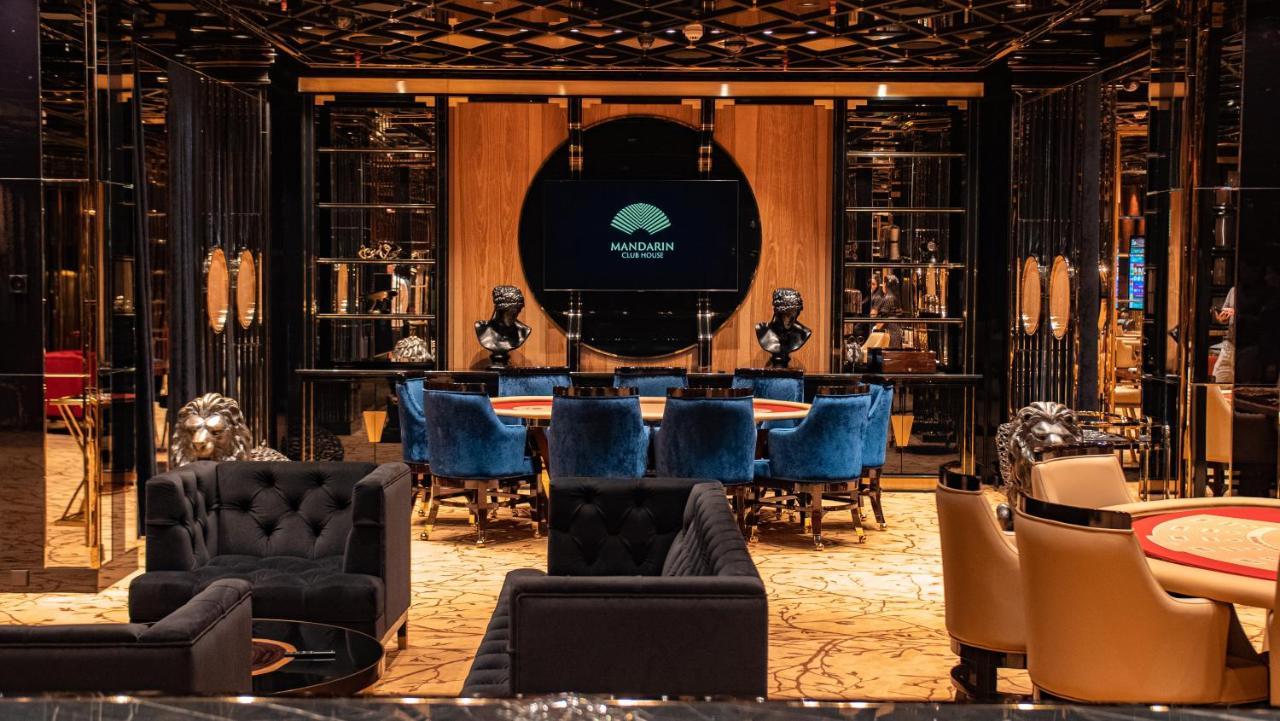 Hotel Mandarin Club House Batumi Esterno foto