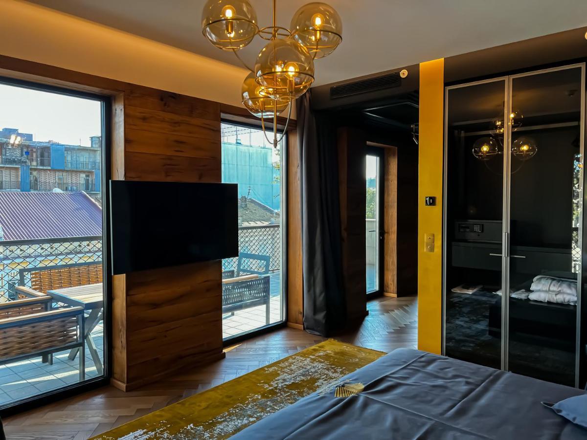 Hotel Mandarin Club House Batumi Esterno foto