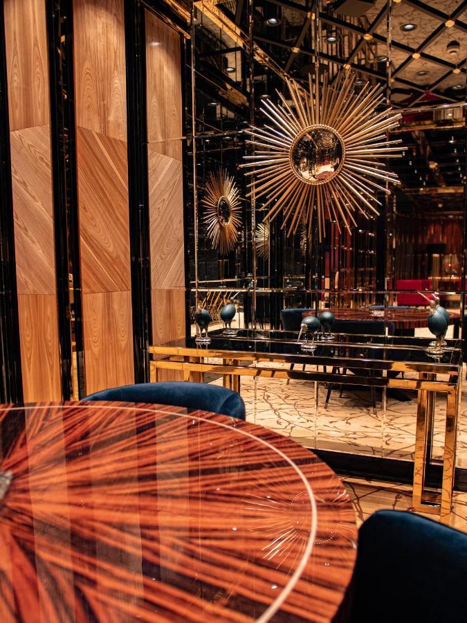 Hotel Mandarin Club House Batumi Esterno foto