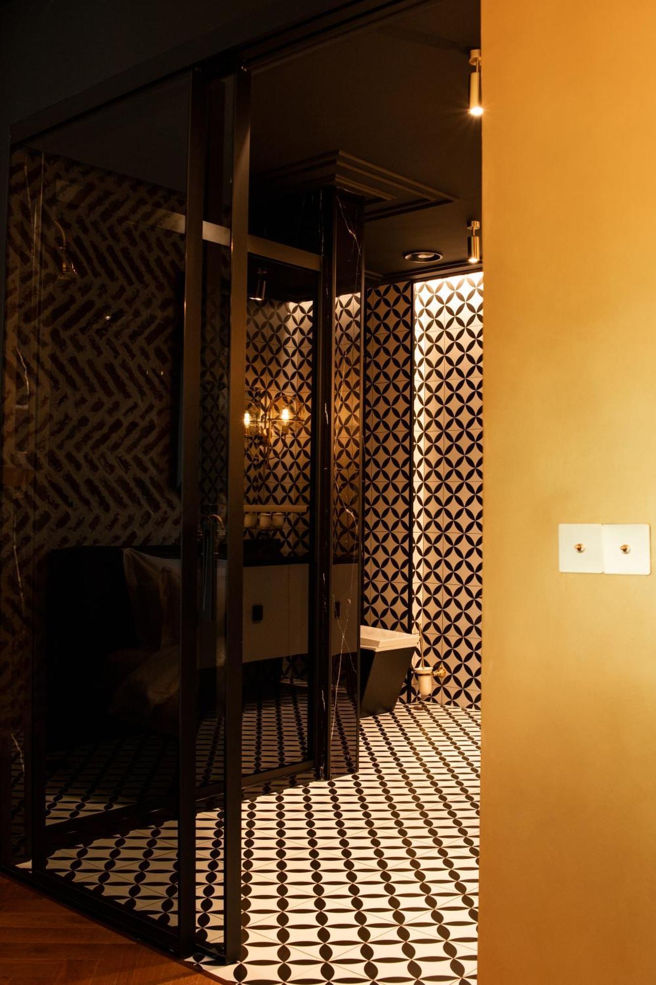 Hotel Mandarin Club House Batumi Esterno foto