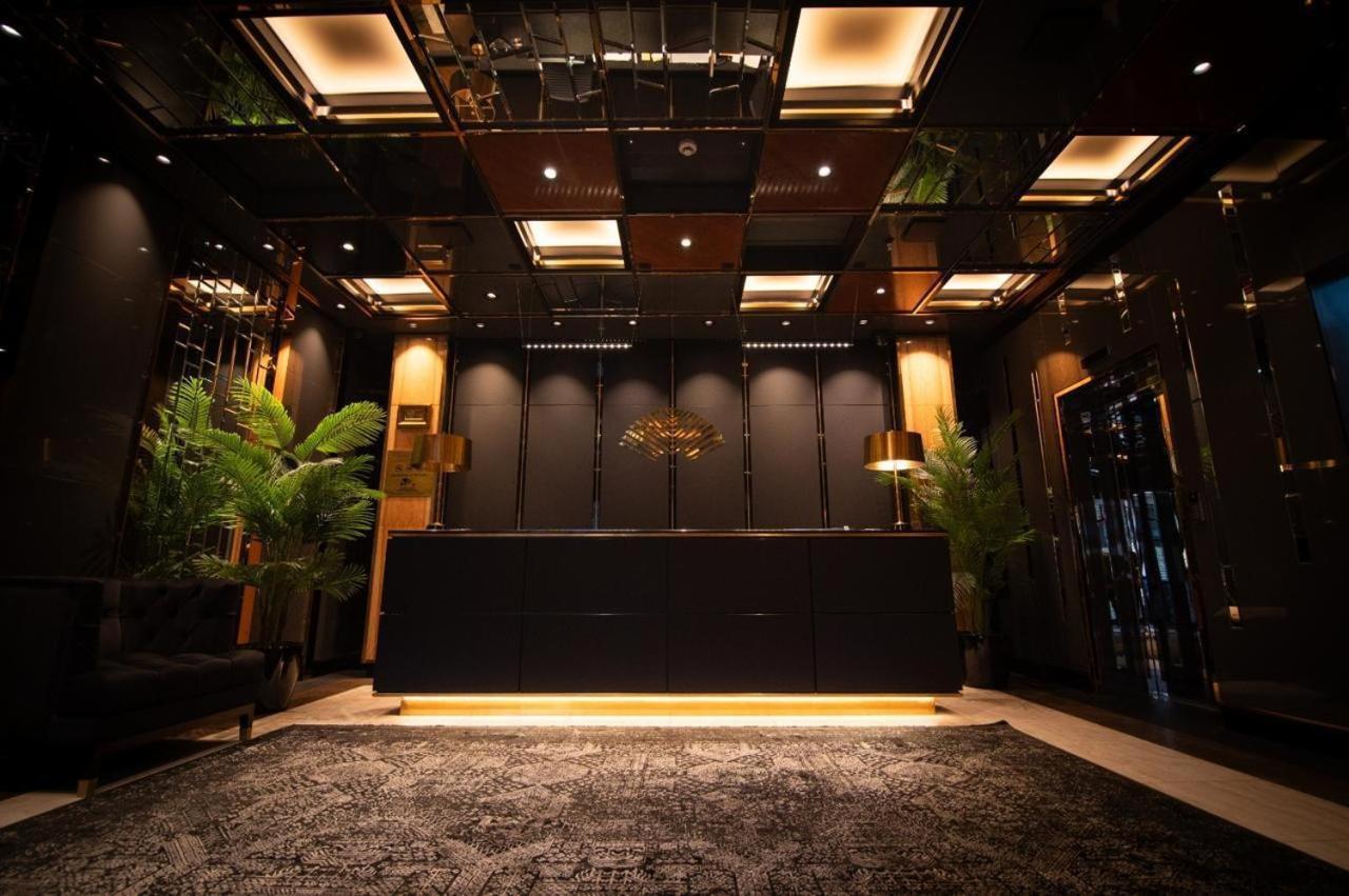 Hotel Mandarin Club House Batumi Esterno foto